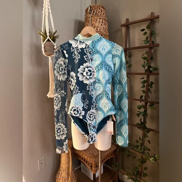 ▪️New Agua Bendita x Free People Anthropologie Mei One-Piece Surf Suit